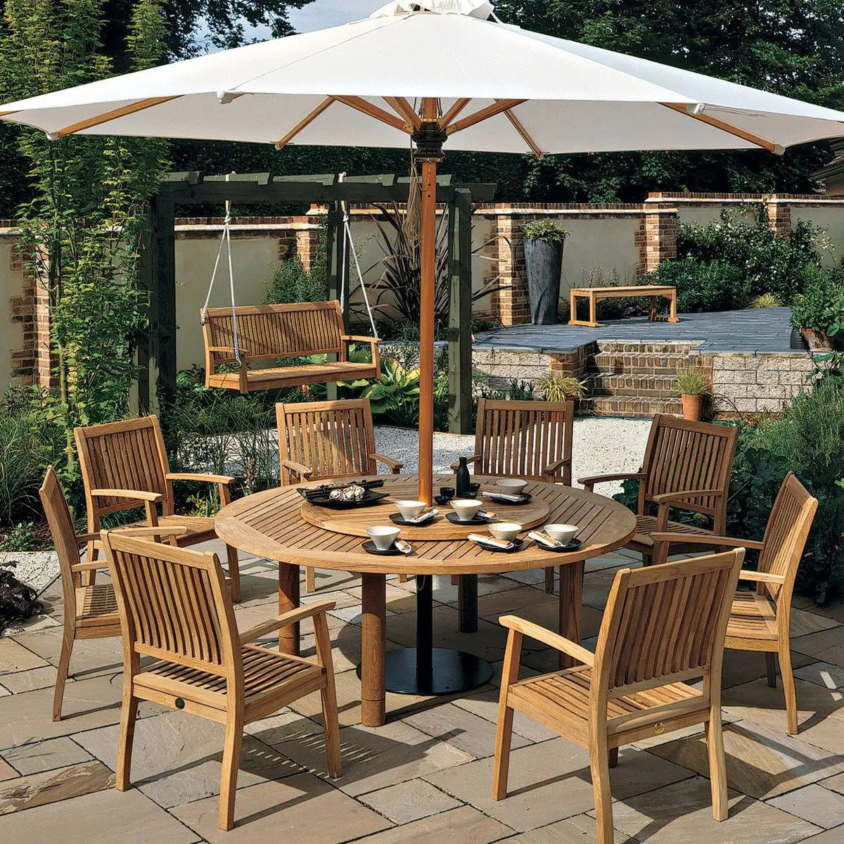 Custom Outdoor Furniture for Resorts